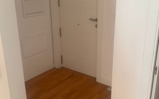 Bonito Dúplex cerca del Centro (1777-B)