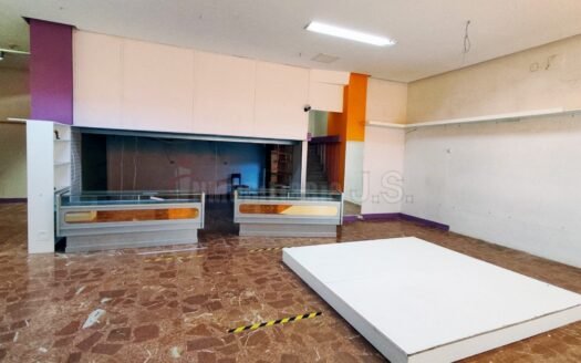 Local comercial céntrico (1800-B)