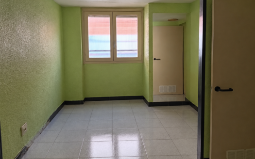NOVEDAD 🏡 PISO EN VENTA · CENTRO DE ERMUA En zona peatonal y privilegiada